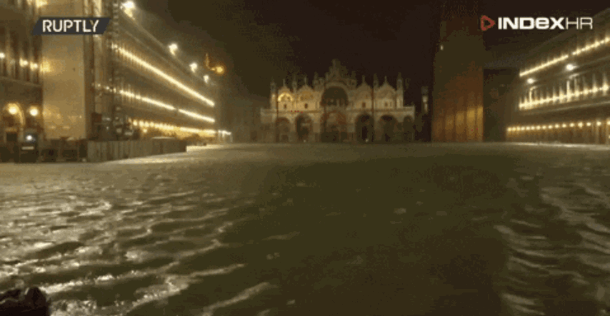 Venecija će zbog ogromnih poplava i šteta proglasiti izvanredno stanje